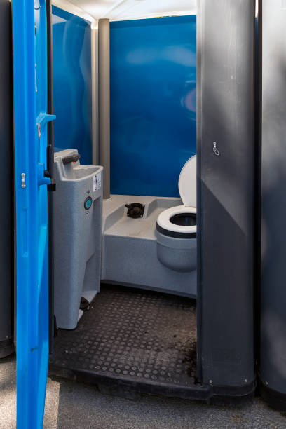 Best Luxury portable toilet rental  in Bear Rocks, PA